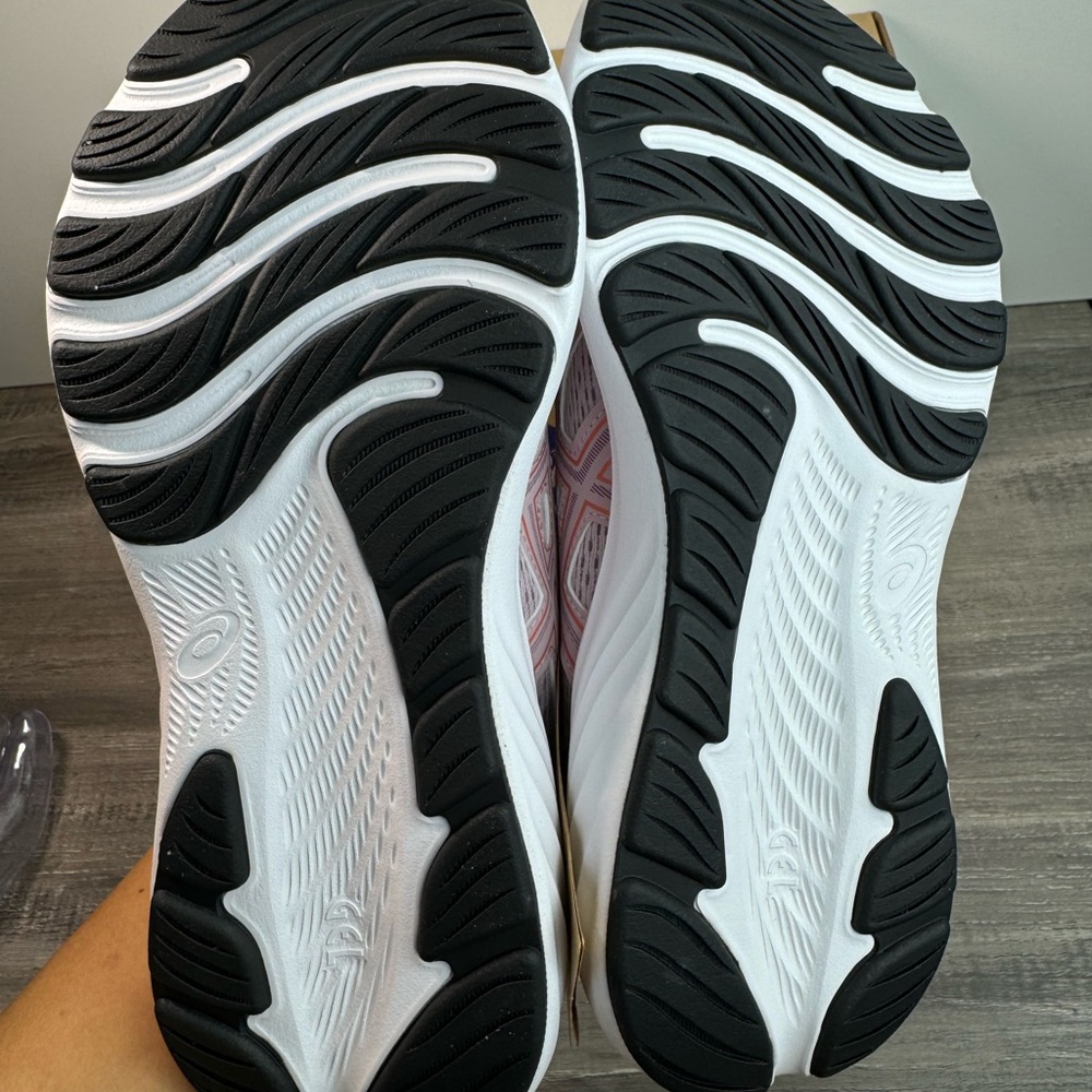 ASICS Gel Contend 9 lightweight sneakers size 6.5 LAST ONE - Picture 10 of 10